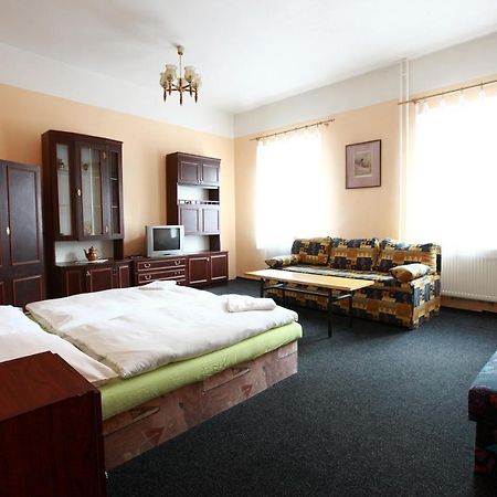 Hotel Slavie Klášterec nad Ohří 외부 사진