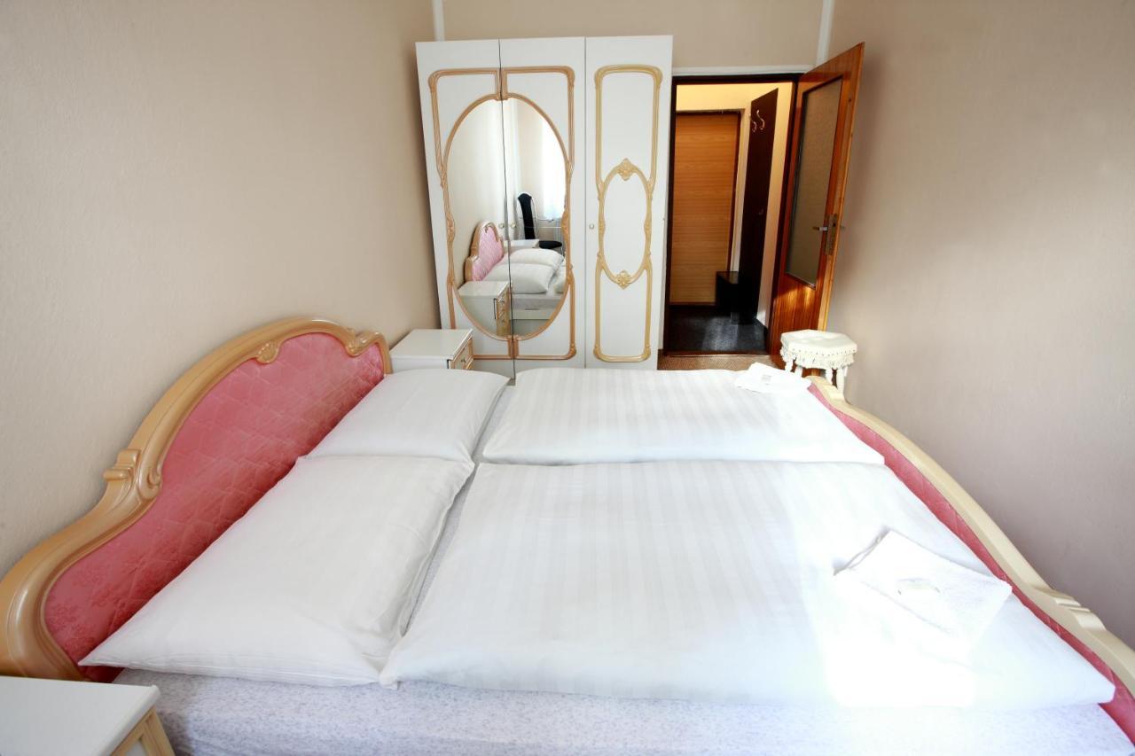 Hotel Slavie Klášterec nad Ohří 외부 사진